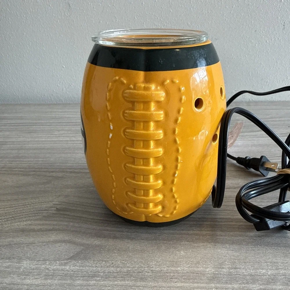 Green Bay Packers Scentsy Football NFL Wax Warmer Tested Working